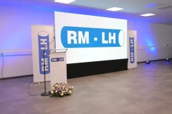 Najam Ekrana I Ambientalne Rasvjete Za RM-LH